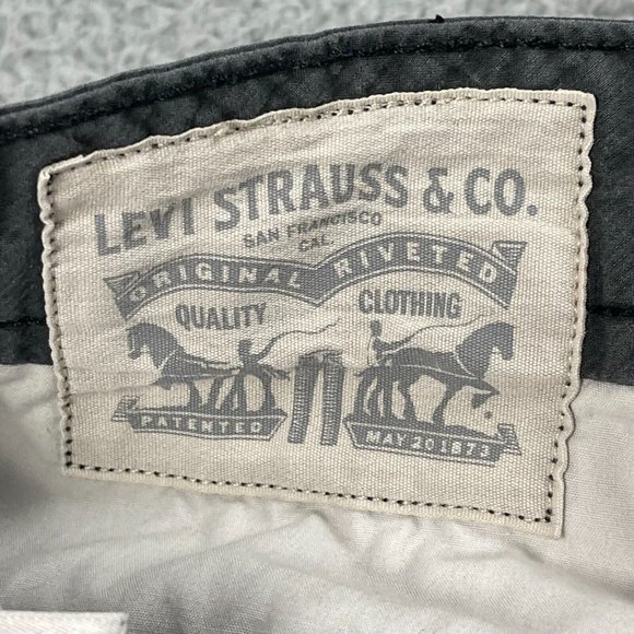 Levis Mens Cargo Shorts Flat Front 100% Cotton Stretch PullOn Gray Size W34 Used - Picture 4 of 8